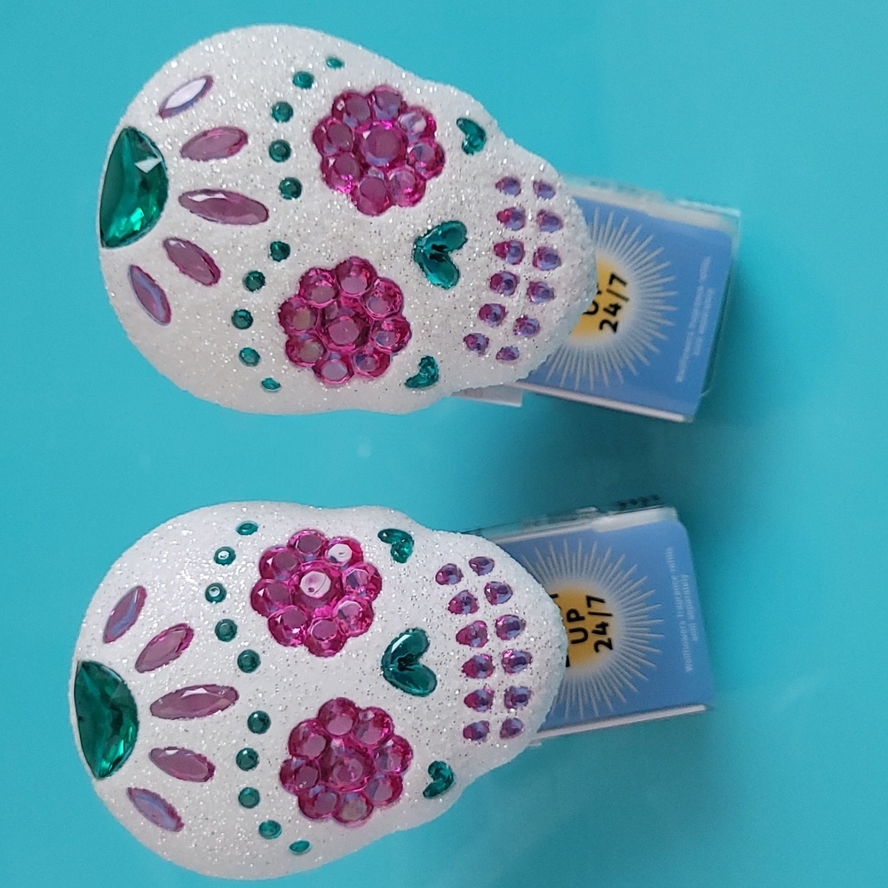 2 Wallflower Plugs